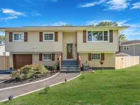 2 Alan Street, Holbrook NY 11741