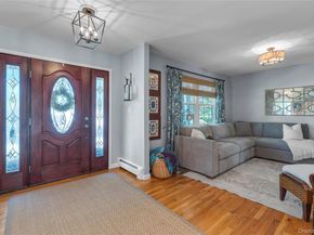 21 Drake Place, Northport NY 11768