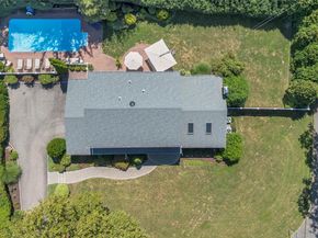 21 Drake Place, Northport NY 11768