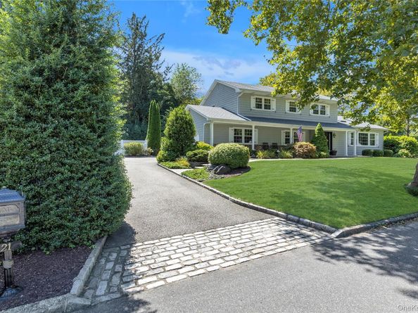 21 Drake Place, Northport NY 11768