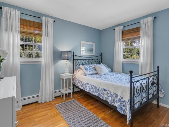 21 Drake Place, Northport NY 11768