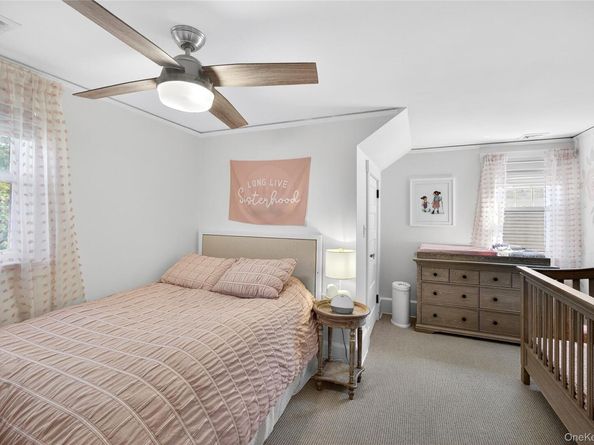 55 Sarles Lane, Pleasantville NY 10570