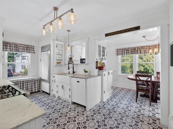 55 Sarles Lane, Pleasantville NY 10570