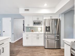 28 Niewood, Ridge NY 11961
