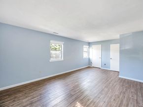 28 Niewood, Ridge NY 11961