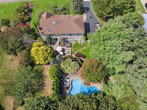 5 Windcrest Drive, Manorville NY 11949