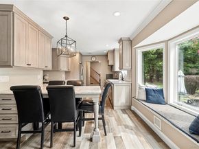 5 Windcrest Drive, Manorville NY 11949