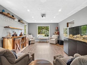 5 Windcrest Drive, Manorville NY 11949
