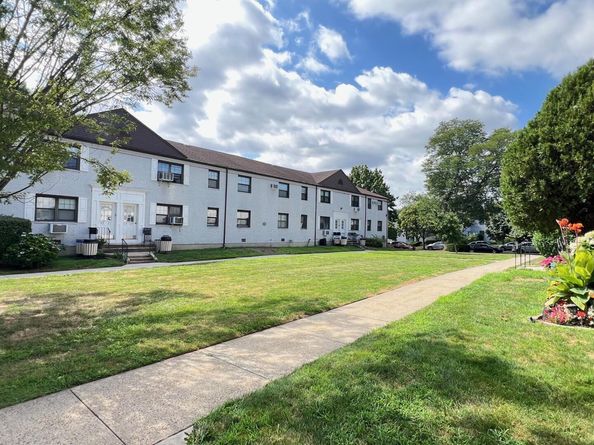 6915 136th Street A, Flushing NY 11367