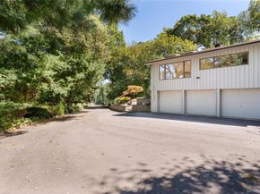 60 Valentine Road, Shoreham NY 11786