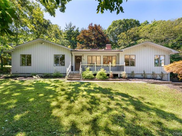 60 Valentine Road, Shoreham NY 11786