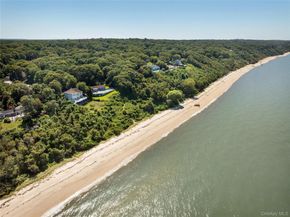 60 Valentine Road, Shoreham NY 11786