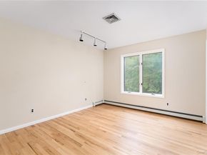 60 Valentine Road, Shoreham NY 11786