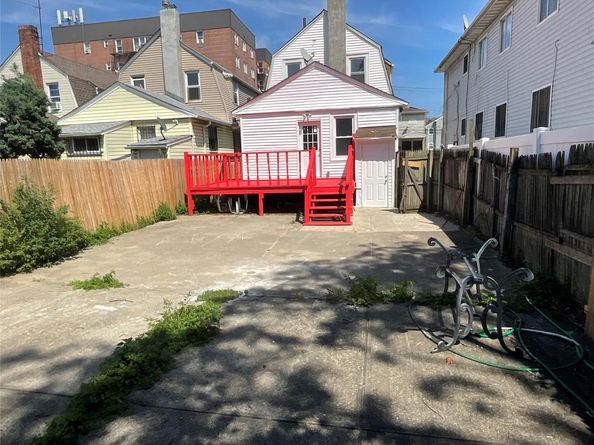 663 Nasby Place, Far Rockaway NY 11691