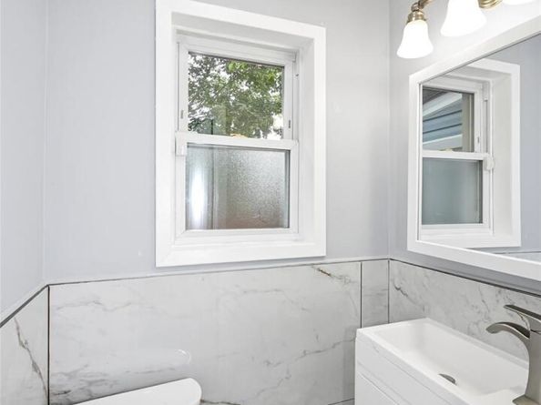 6 Pershing Avenue, Valley Stream NY 11581