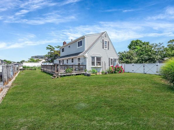 2656 Seminole Avenue, Seaford NY 11783
