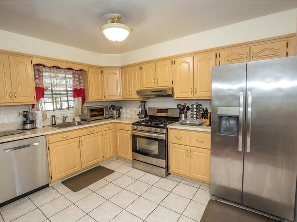 360 N Broadway, Yonkers NY 10701