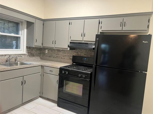 360 N Broadway, Yonkers NY 10701