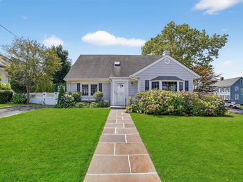 44 Standish Avenue