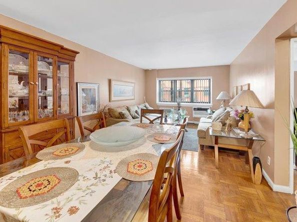 1910 Pelham Parkway S 2B, Bronx NY 10461