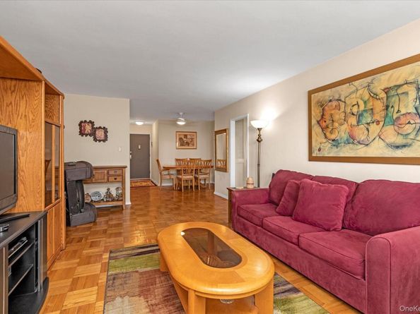 102-30 66th Road 18K, Forest Hills NY 11375