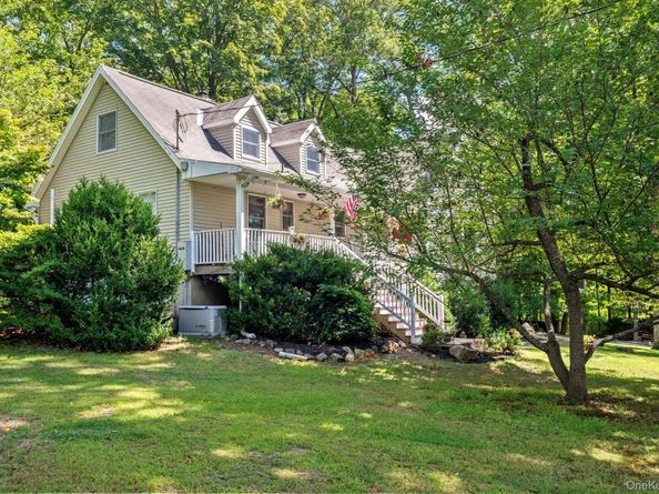 6 Rambler Road, Lincolndale NY 10541
