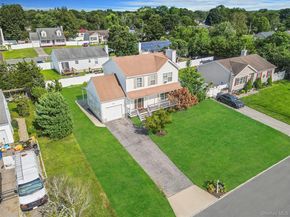 905 Doane Avenue, Bellport NY 11713
