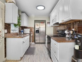 15 Koeppel Place, Hempstead NY 11550