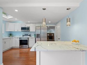 58 Whippoorwill Road E, Armonk NY 10504