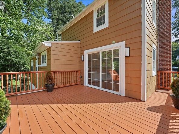 58 Whippoorwill Road E, Armonk NY 10504