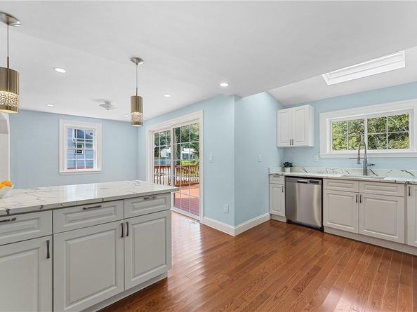 58 Whippoorwill Road E, Armonk NY 10504