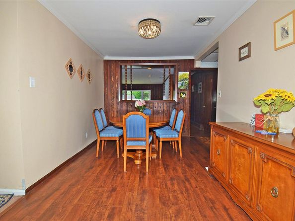 366 Peninsula Boulevard, Lynbrook NY 11563