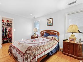 100 Daisy Farms Drive, New Rochelle NY 10804