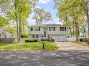 75 Park Avenue, Ronkonkoma NY 11779