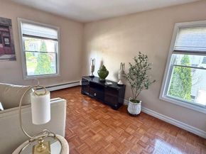 72 Avenue B, Holbrook NY 11741
