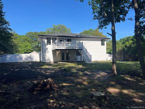 6 Barbara Avenue, Port Jefferson Station NY 11776