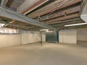 3076 Roxbury Road, Oceanside NY 11572