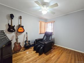 29 Tenafly Drive, New Hyde Park NY 11040