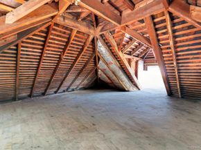 237 Willow Street, Roslyn Heights NY 11577