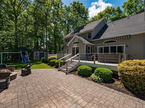 22 Cricket Court, Wading River NY 11792