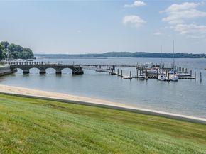 62 Pembroke Drive, Glen Cove NY 11542