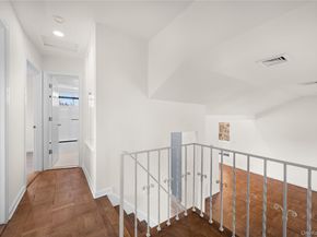46 Elmtree Lane, Jericho NY 11753