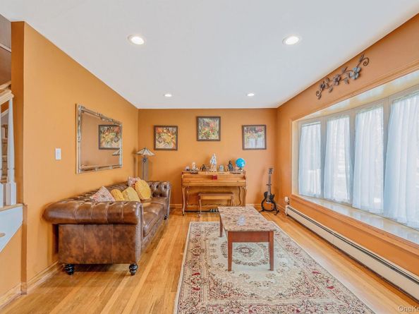 3476 Clifton Boulevard, Wantagh NY 11793