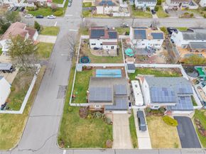 727 Outlook Avenue, West Babylon NY 11704