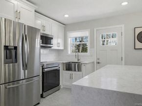 2903 Sipp Avenue, Medford NY 11763