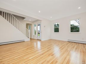 24 Buckskin Lane, Riverhead NY 11901