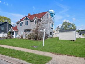 21 Bird Lane, Hicksville NY 11801