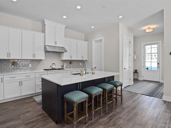 2 Dewitt Drive, Chappaqua NY 10514