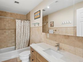 260 W Broadway 7A, Long Beach NY 11561