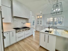 69 Jagger Lane, Westhampton NY 11977